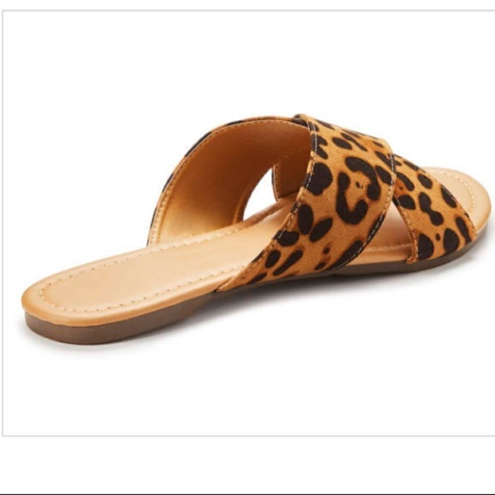 Leopard printed Sandals - Picture 3 of 5